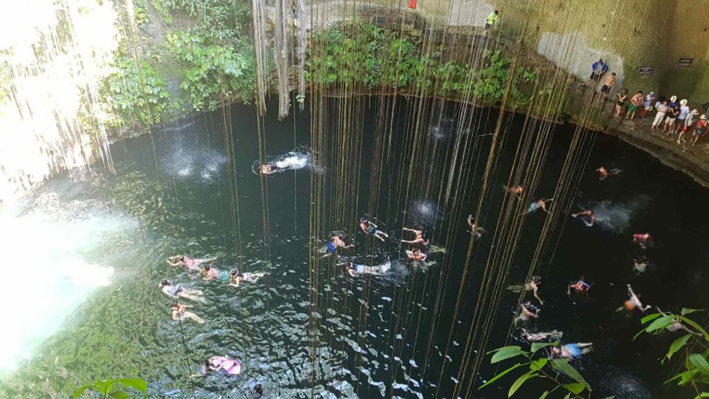 Cenote Ik kil